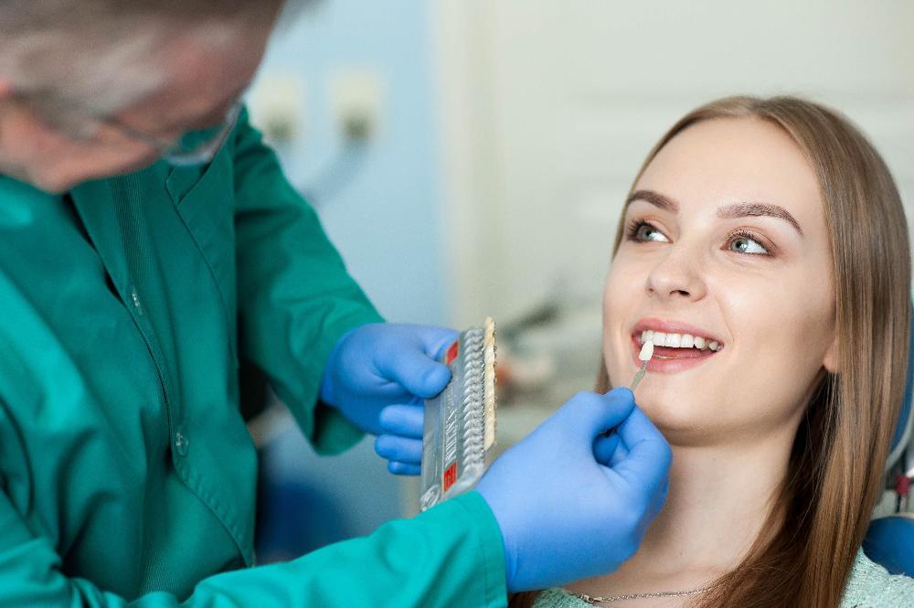 woman getting veneers in oakbrook terrace